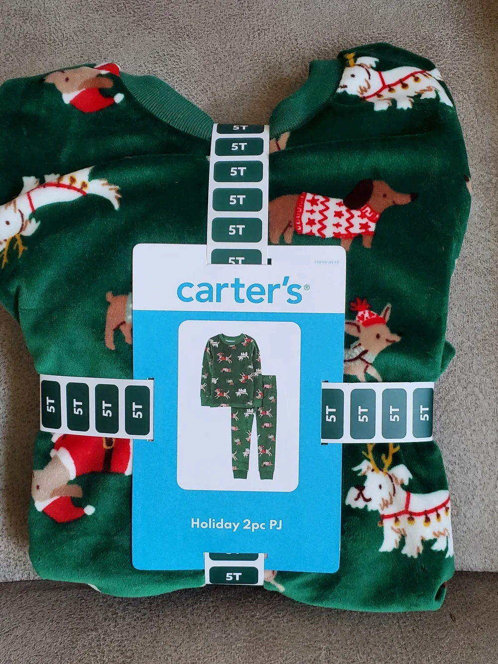 Carter's Green Holiday 2-Piece Kids Pajama Set with Dog & Reindeer Print.  Sz 5T